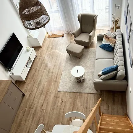 Tobulam Poilsiui Prie Juros - Apartment